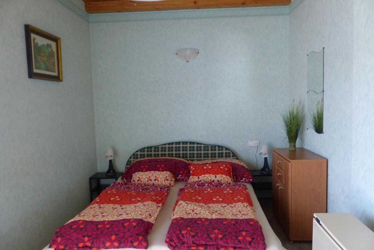 Orwa Apartmanok - Fenyofa Koez Zalakaros Esterno foto