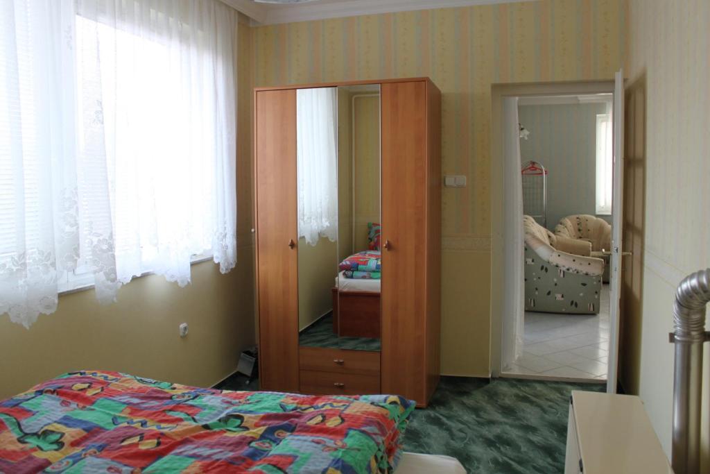 Orwa Apartmanok - Fenyofa Koez Zalakaros Camera foto